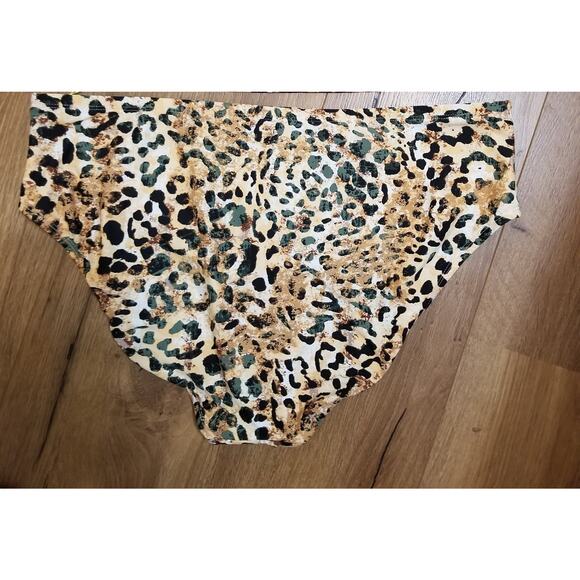 Mynah Cheetah Classic Hipster Medium Coverage Swim Bottom Size 18W - NWT's - Picture 2 of 9